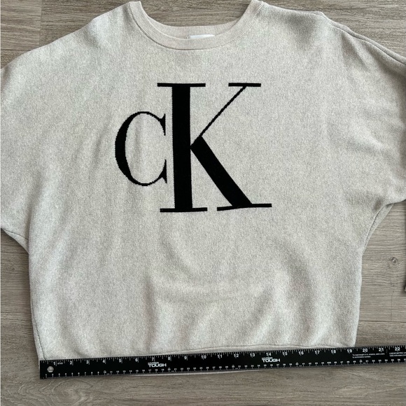 Calvin Klein Jeans Logo Dolman Sleeve Sweater - Picture 8 of 8